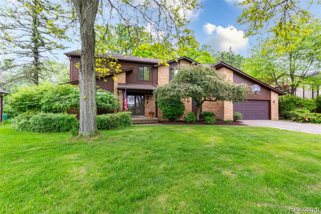 5423 HAUSER Way, West Bloomfield, MI 48323 — Photo 2