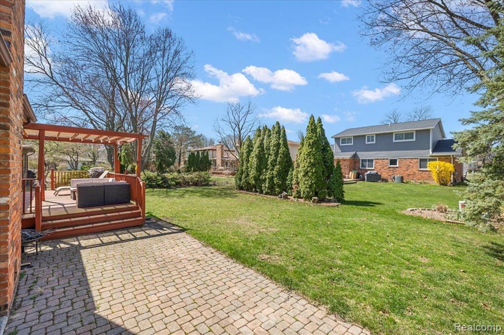 5277 Orchard Crest Drive, Troy, MI 48085 — Photo 6