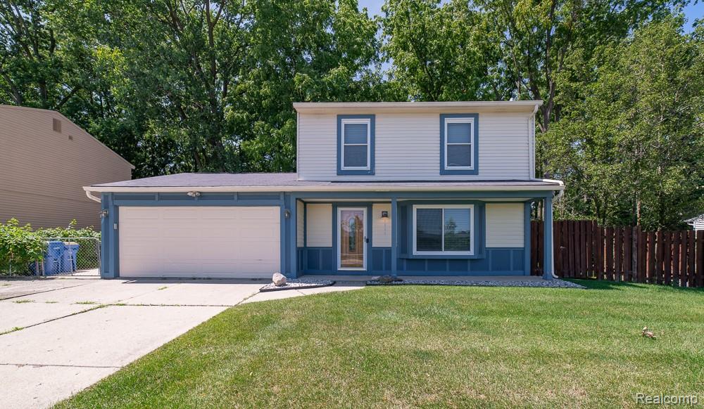 1034 Parkway, Waterford, MI 48328