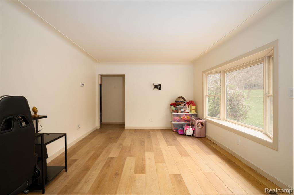 1530 S Baldwin Road, Lake Orion, MI — Photo 17