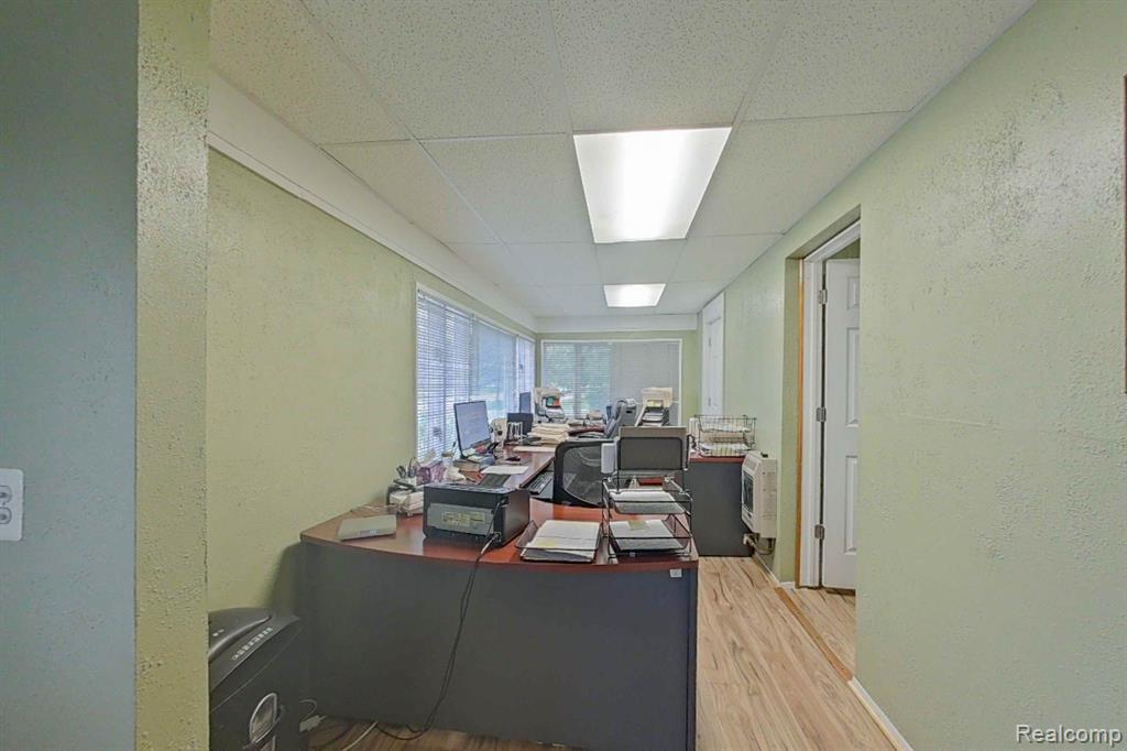515 E GRAND RIVER Avenue, Howell, MI 48843 — Photo 22