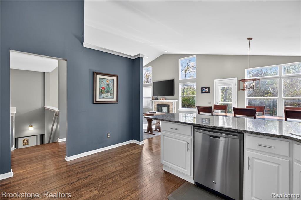 4954 Spring Meadow Dr, Clarkston, MI 48348 — Photo 14