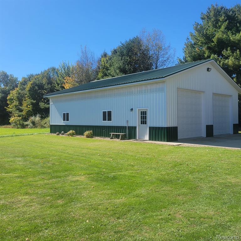 5782 LYONS Road, Imlay City, MI 48444 — Photo 8