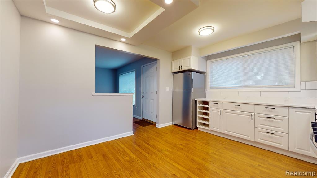 4679 MCKINLEY Street, Dearborn Heights, MI 48125 — Photo 5
