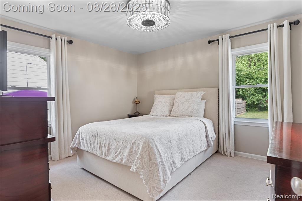 727 S Vermont Avenue, Royal Oak, MI 48067 — Photo 18