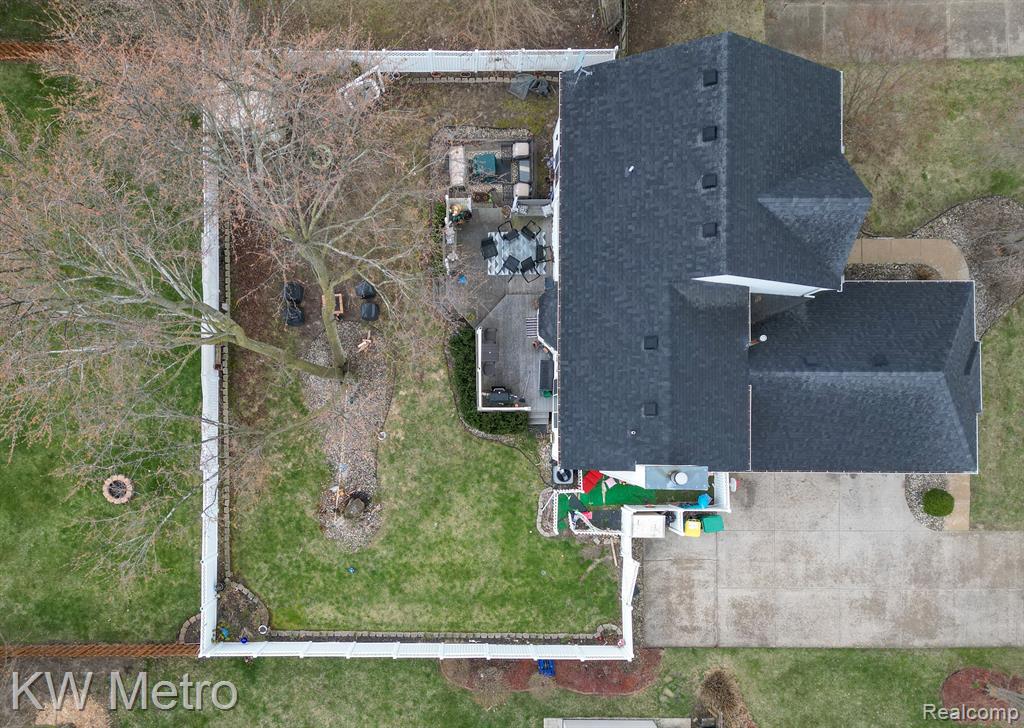 47037 REENE Drive, Belleville, MI 48111 — Photo 65