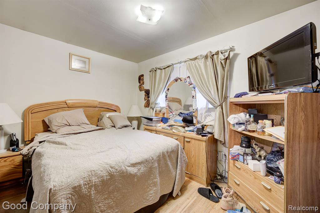 21395 GARDEN Lane, Ferndale, MI 48220 — Photo 9