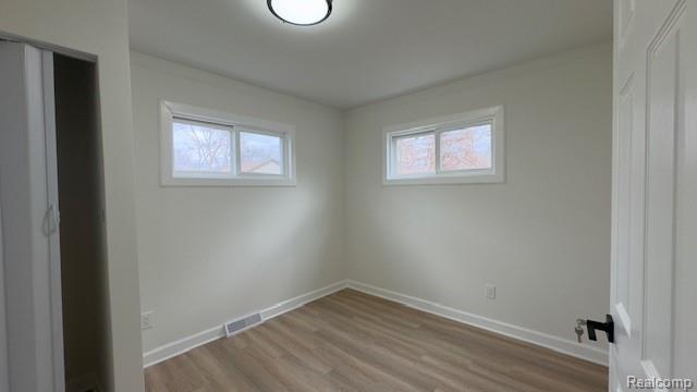 5087 Hunt Street, Wayne, MI 48184 — Photo 8