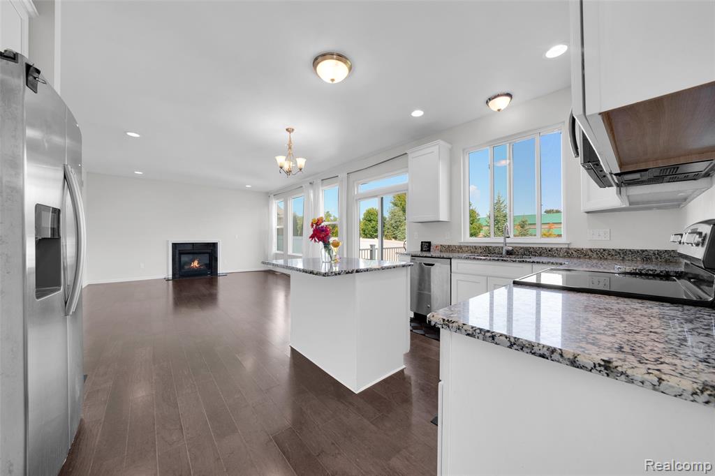 3236 Curtis Street, Wixom, MI 48393 — Photo 9