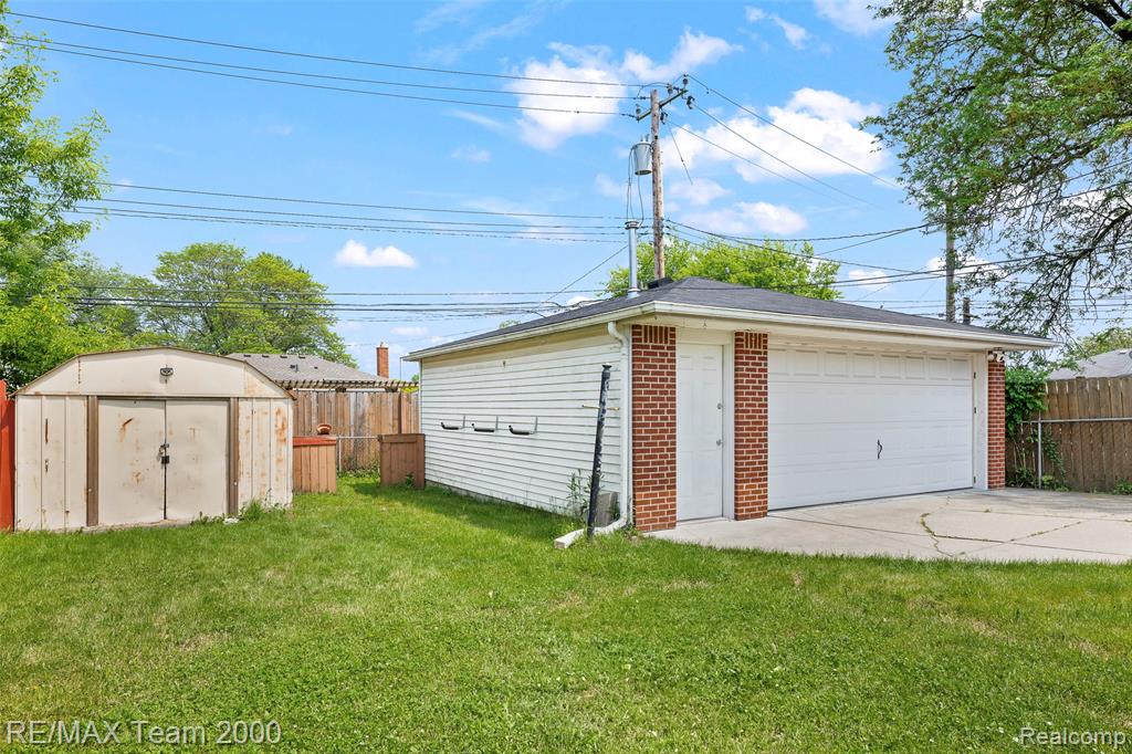 6442 Arcola Street, Garden City, MI — Photo 7