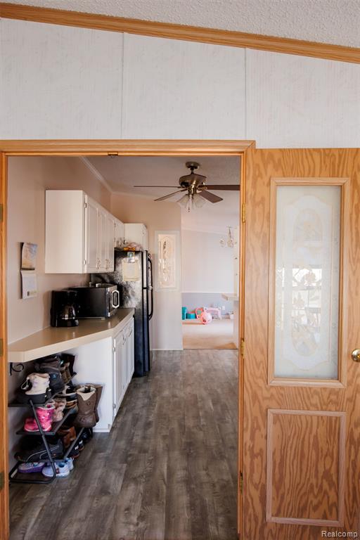 8016 Harbour Drive, MI — Photo 15