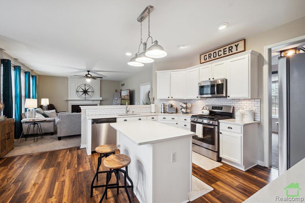 49167 Wooster Court, Canton, MI 48188 — Photo 16