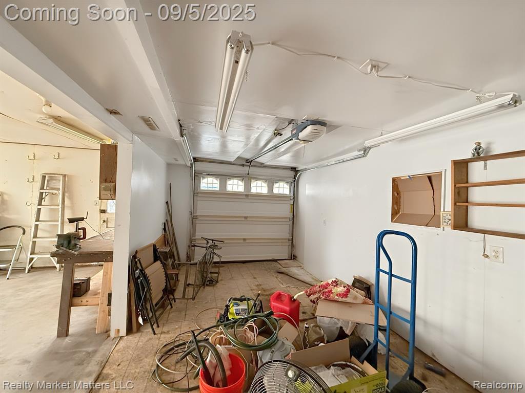 418 Chalmers Street, Flint, MI 48503 — Photo 21