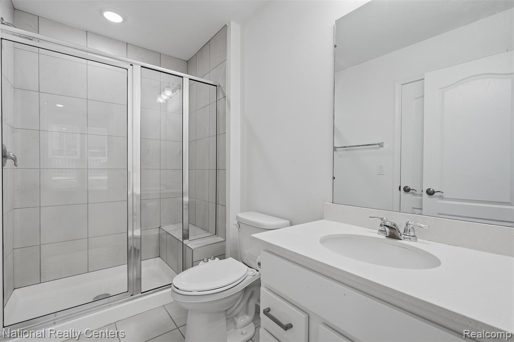 43034 Atwood Avenue, Novi, MI — Photo 23