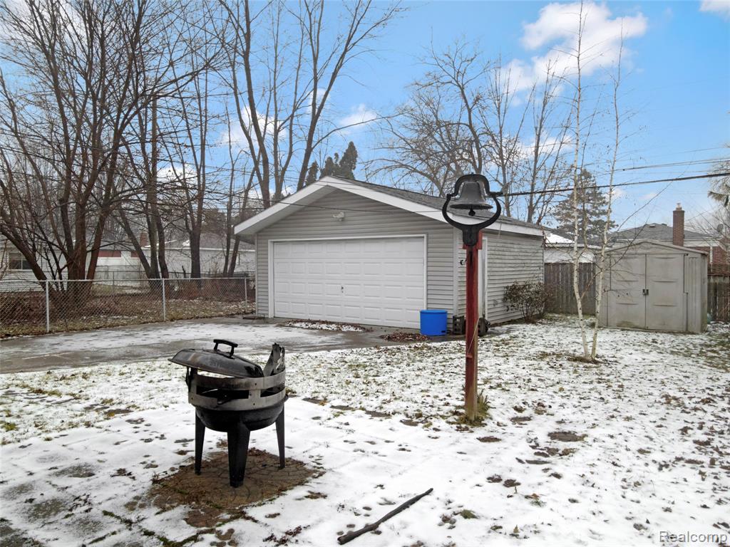 3980 Campbell Street, Dearborn Heights, MI 48125 — Photo 14