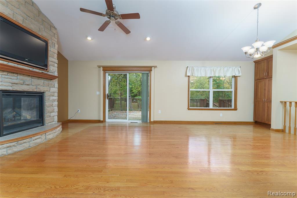 3410 Hogback Road, Fowlerville, MI 48836 — Photo 4