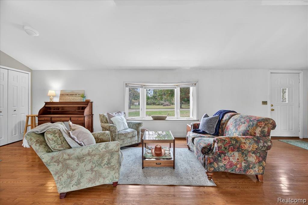 5621 Delmas Road, Independence, MI 48348 — Photo 8