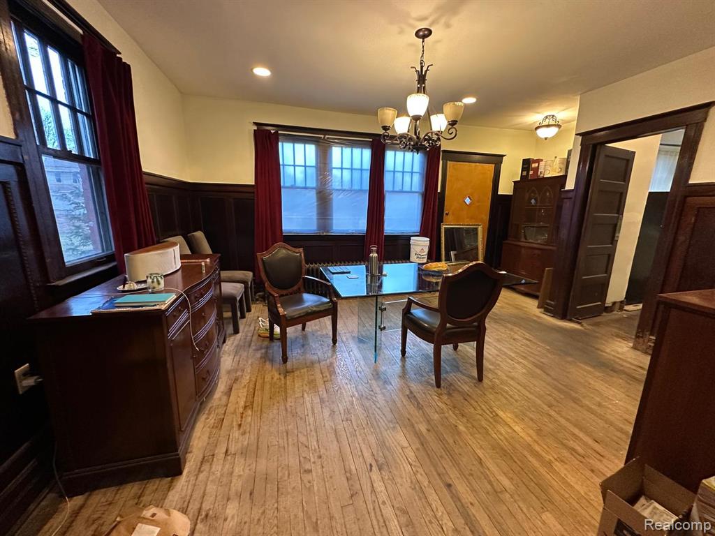 677 ATKINSON Street, Detroit, MI 48202 — Photo 4
