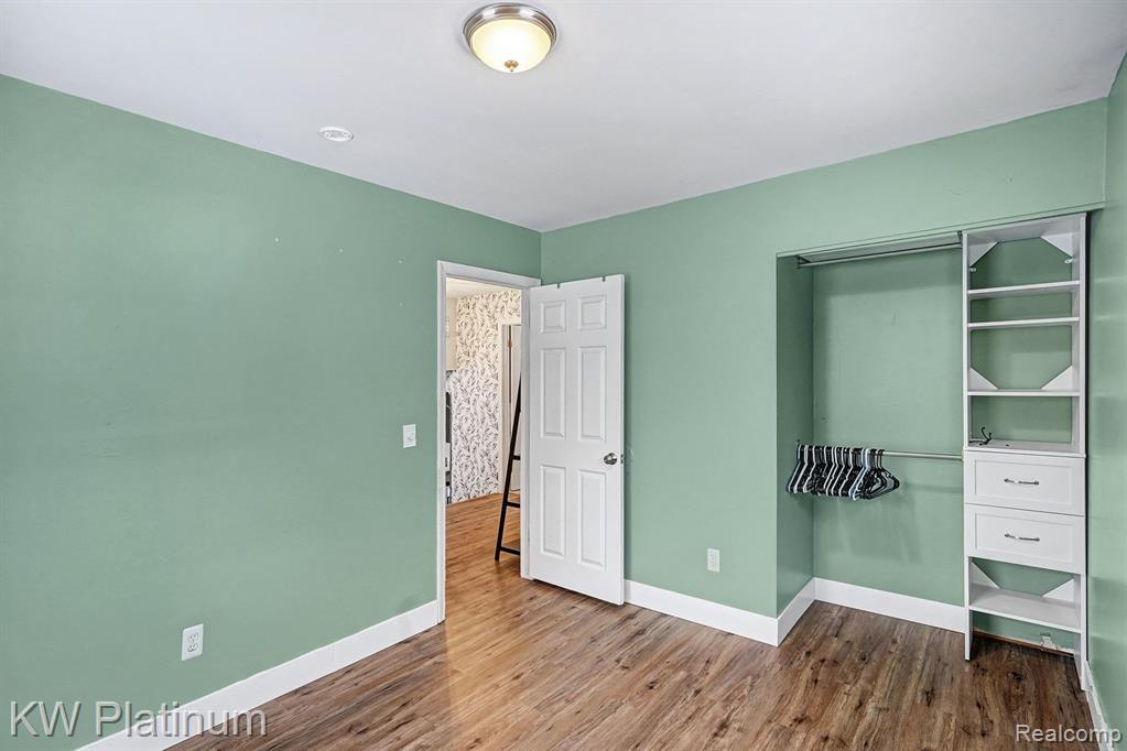 5452 Columbia Court, Lapeer, MI 48446 — Photo 12