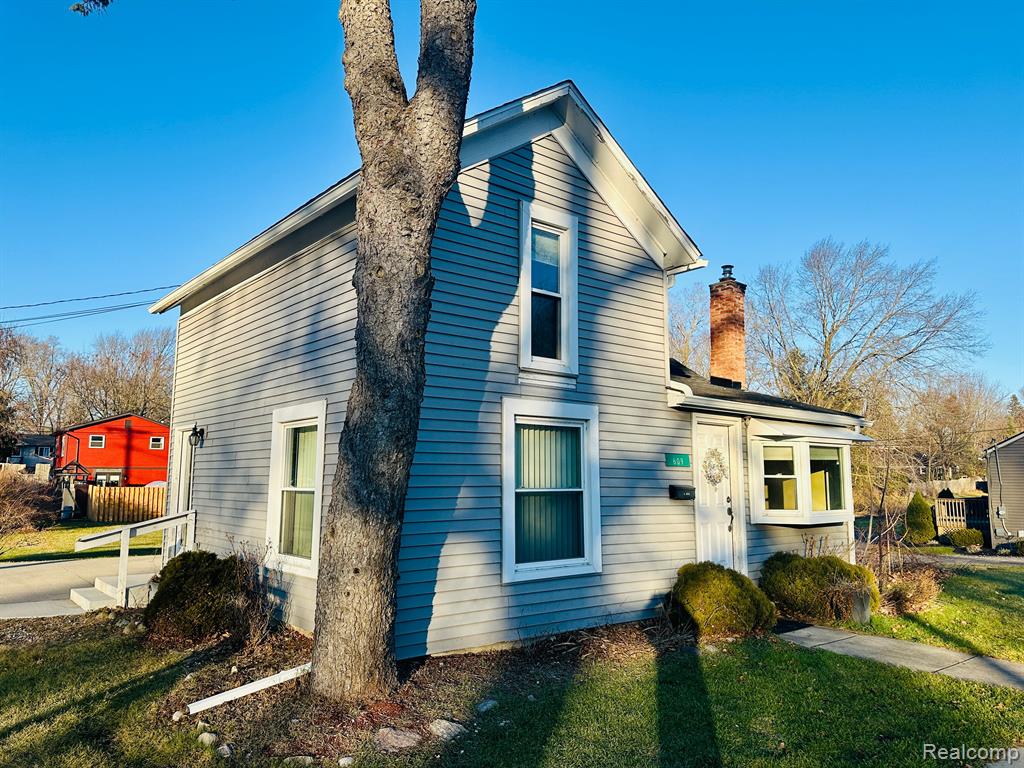 609 E MAIN Street, Pinckney, MI 48169 — Photo 13