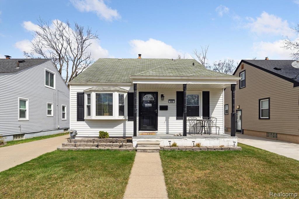 448 HIGHLAND Avenue, Clawson, MI — front exterior