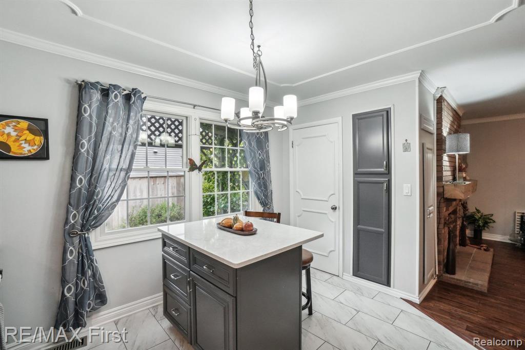 4812 FOXCROFT Drive, Troy, MI 48085 — Photo 13