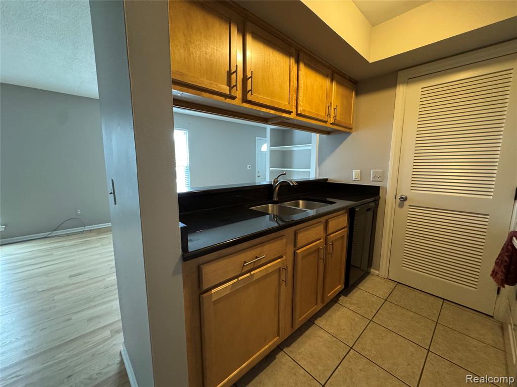 6958 Harvard Lane, Canton, MI 48187 — Photo 25
