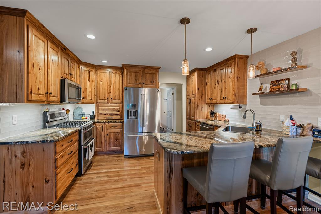 4278 Springwood Court, Fenton, MI 48430 — Photo 16