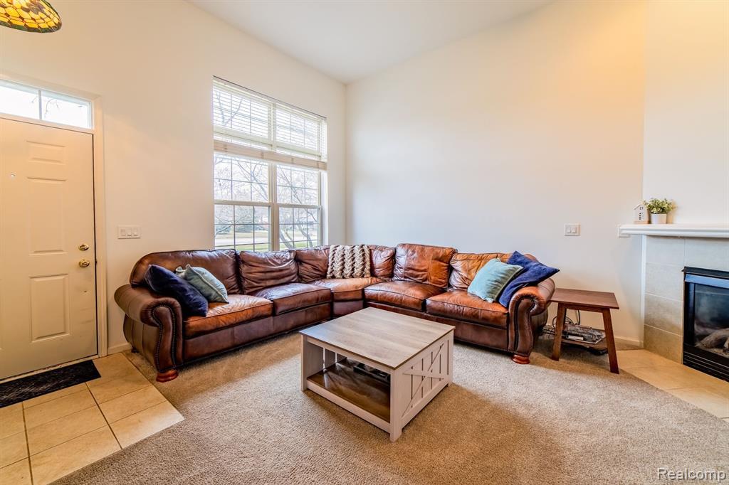 17026 FARMINGTON Road, Livonia, MI 48154 — Photo 7