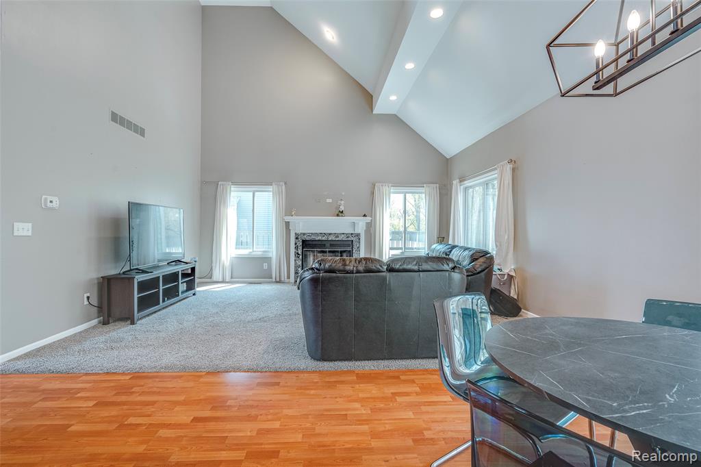 461 Alexander Drive, Commerce Twp, MI 48390 — Photo 16