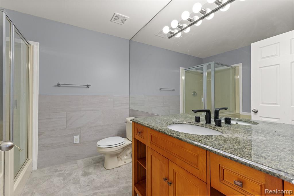 10913 Edlie Circle, Dearborn Heights, MI 48214 — Photo 29