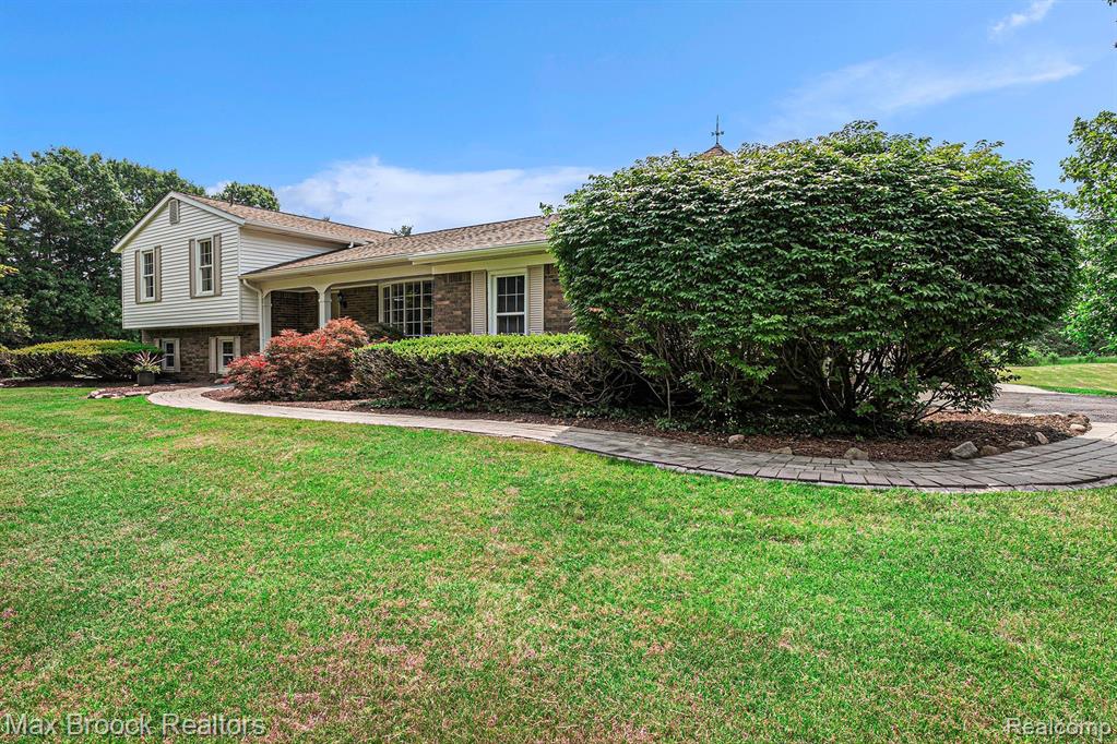 8515 Kier Road, Clarkston, MI 48348 — Photo 5