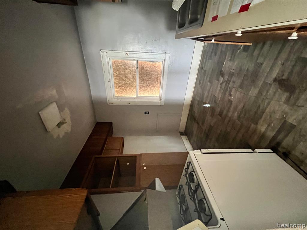 7447 Ellsworth Street, Detroit, MI 48238 — Photo 11