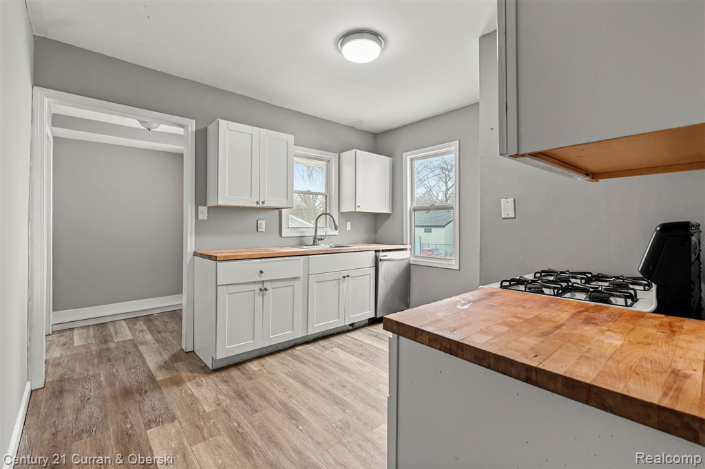 6837 Braun, Center Line, MI 48015 — Photo 10