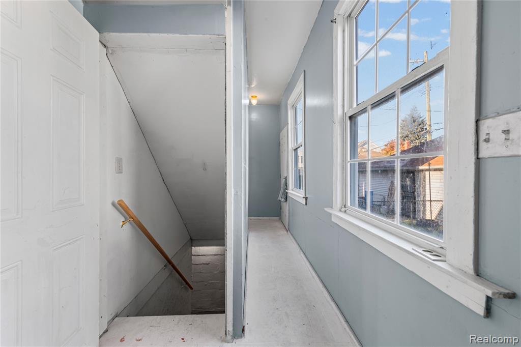 2657 Botsford Street, Hamtramck, MI 48212 — Photo 17