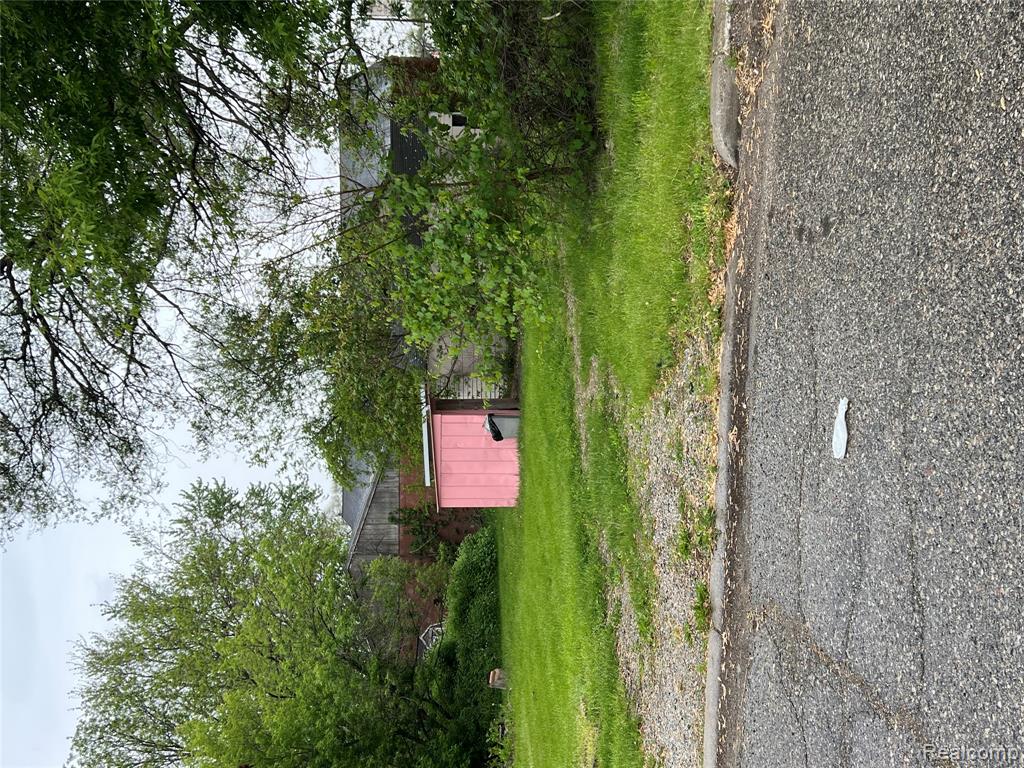 4172 Fenton Road, Flint, MI 48507 — Photo 12