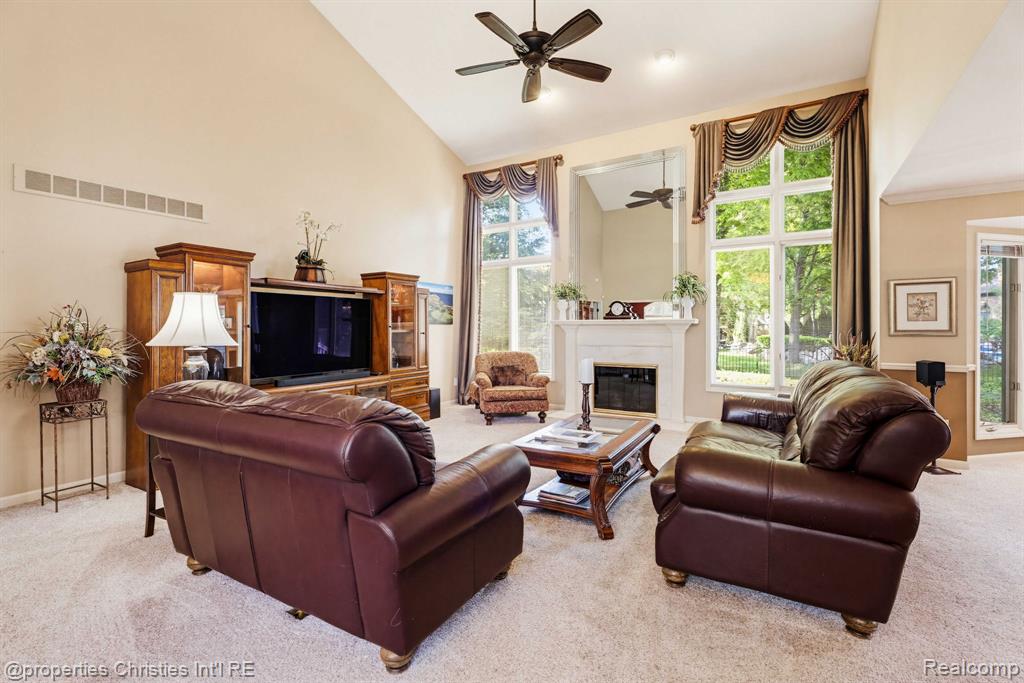 14281 Bournemuth Drive, Utica, MI 48315 — Photo 14
