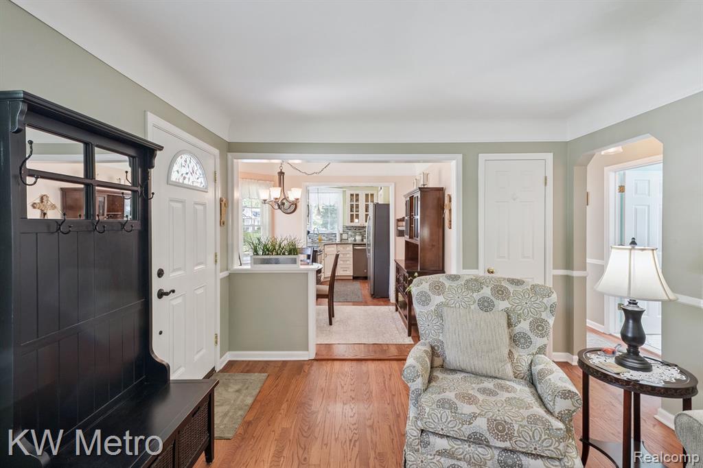 903 Hickory Avenue, Royal Oak, MI 48073 — Photo 9