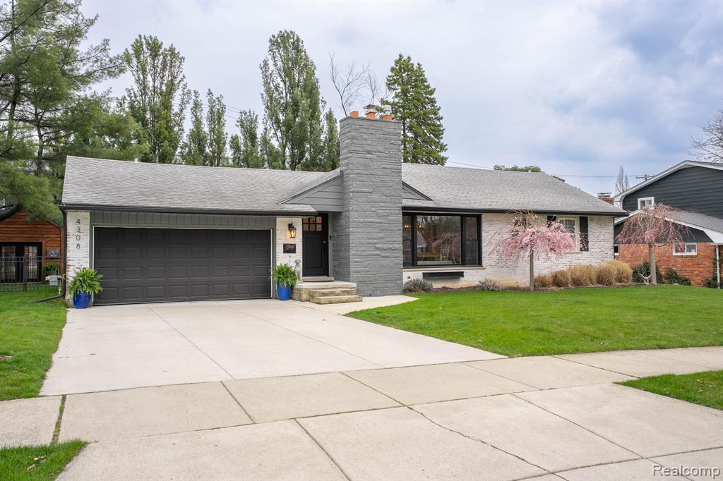 4308 ARDEN, Royal Oak, MI 48073 — front exterior