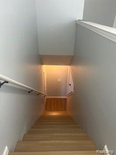 224 PARK GREEN Drive, Lake Orion, MI 48362 — Photo 5