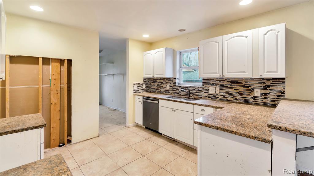 13721 SUMPTER Road, Carleton, MI 48117 — Photo 11