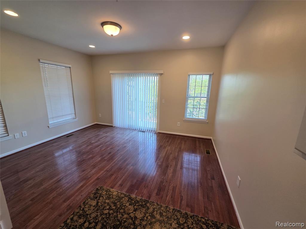 526 GRATEN Street, Birmingham, MI 48009 — Photo 10