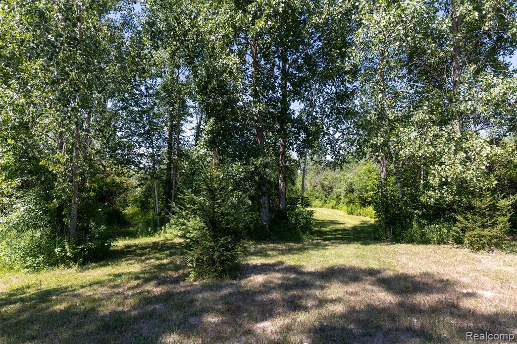 408 Columbiaville Road, Columbiaville, MI 48421 — Photo 10