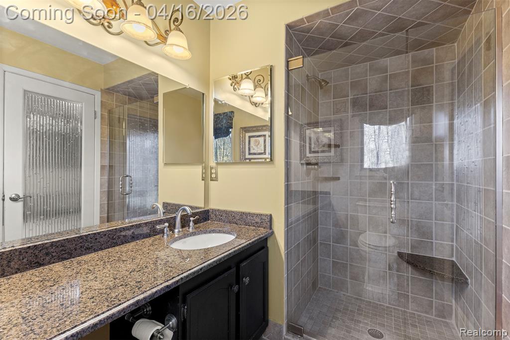 6482 Denton Court, Troy, MI 48098 — Photo 24
