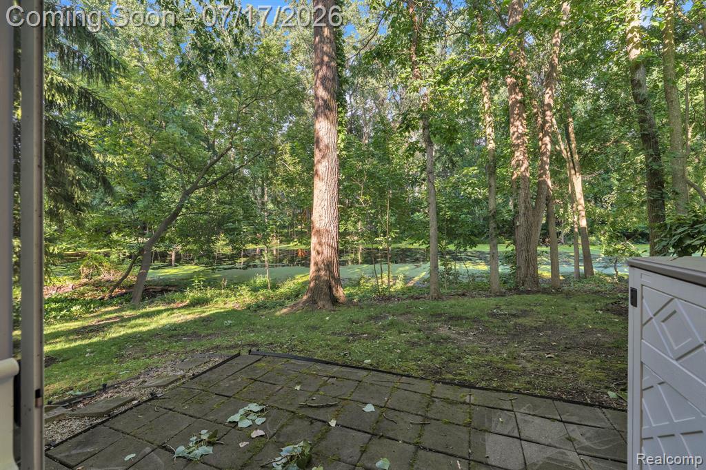 6081 Beachwood Drive, West Bloomfield, MI 48324 — Photo 55