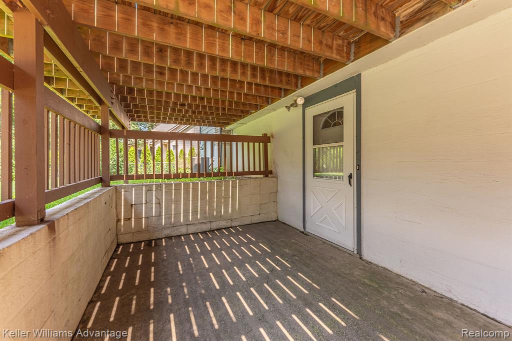 4460 Welland Drive, West Bloomfield, MI 48323 — Photo 32