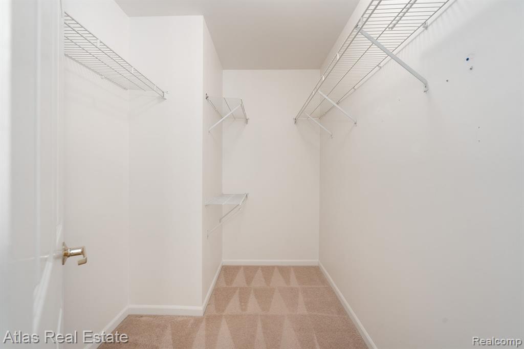 10200 Hawthorne Circle, Goodrich Vlg, MI — Photo 25