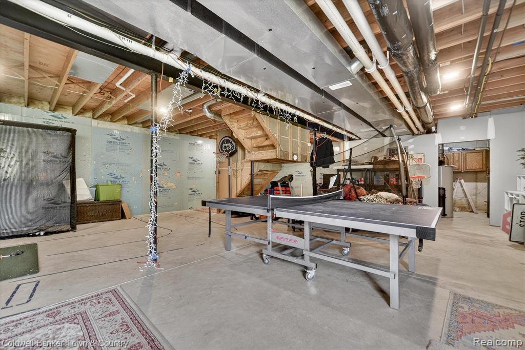 918 Gray Fox Court, Howell, MI 48843 — Photo 46