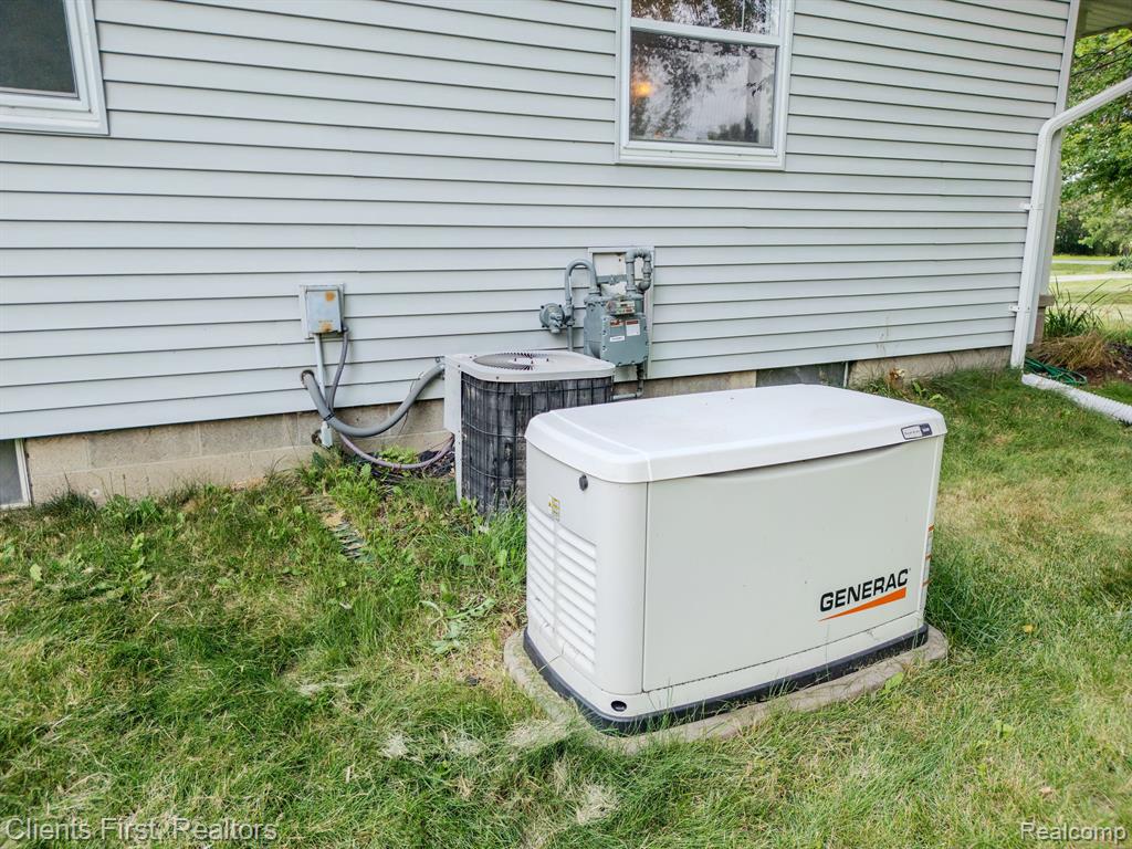 4630 DENTON Road, Canton, MI 48188 — Photo 36