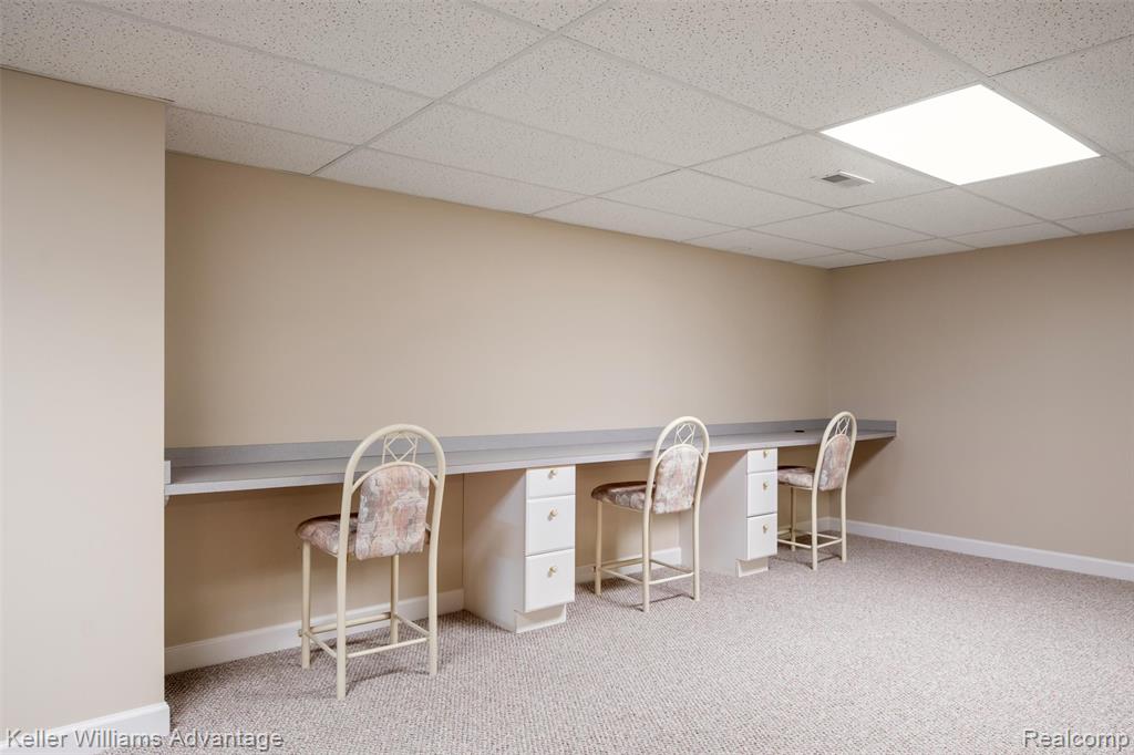 2850 Santia Drive, Troy, MI, 48085